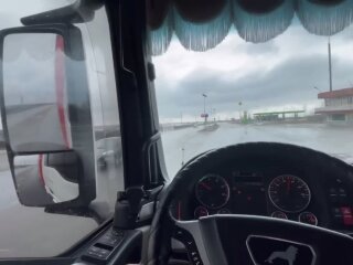 Водій автотранспортних засобів: фото скрін Ютуб