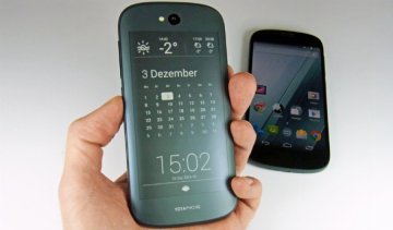 У США скасували вихід російського смартфону YotaPhone 2