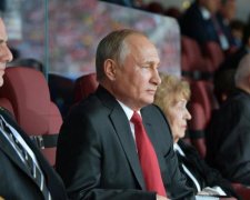 Сборная Франции "исполняла" для Путина прямо в раздевалке: видео