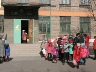 Школа, фото: скріншот із відео