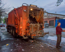 Киевлян заставят платить за мусор