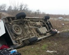 Автобус потрапив у криваву ДТП: 8 трупів та десяток травмованих