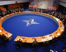Украина-НАТО: о расширенном партнерстве придется еще помечтать