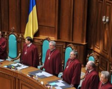 Не прошло и три года: в Украине выбрали главного судью