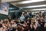 Метро під час тривоги, скріншот: YouTube