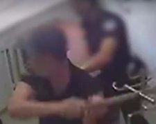 Запорізький коп уявив себе гестапівцем (ВІДЕО)