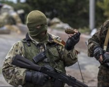 Як у вестерні: бойовики підірвали власний склад боєприпасів