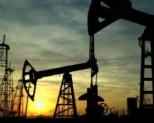 У світі знову подешевшала нафта