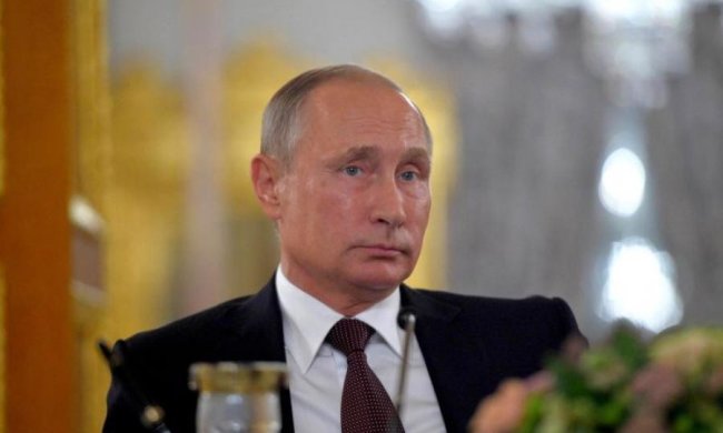 Коротун-Путін в необрізаних штанцях збентежив світових лідерів: фото
