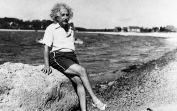 Грязные и тупые: гениальный Эйнштейн оказался диким расистом 