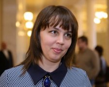 "Донецкий" нардеп Наталья Веселова "окучивает" округ в Полтаве