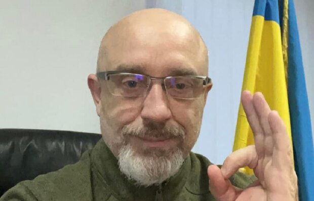 Глава Минобороны Алексей Резников предупредил украинцев, что готовится "новая волна": все должны знать