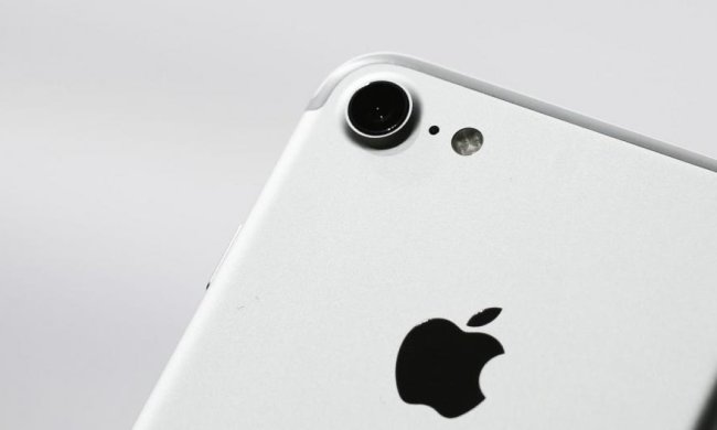  З'явилися перші подробиці про iPhone 8