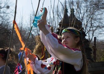весну призываем