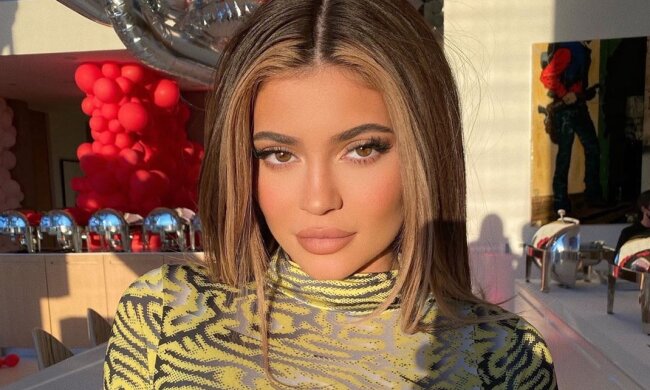 Кайли Дженнер, фото - https://www.instagram.com/kyliejenner/