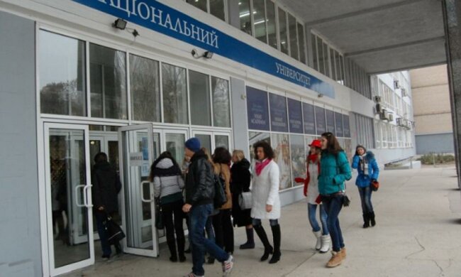 В українському виші  вивчають "історію "ДНР"" (фото)