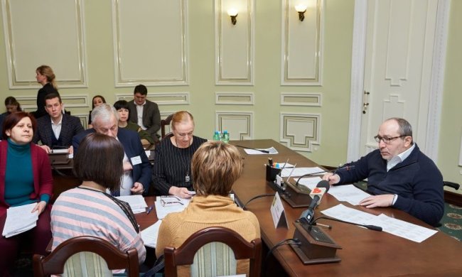 Кернес подарував своїм комунальникам "чарівну паличку": перетворили сміття на мільйони