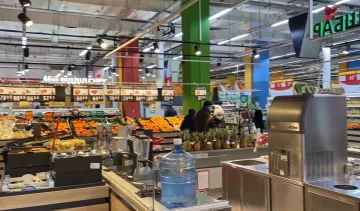 Супермаркет, кадр из видео, изображение иллюстративное: YouTube