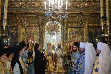 Українцям покажуть надрукований переклад Томосу: про що документ насправді