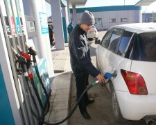На украинских заправках взлетели цены, за поездку с ветерком придется отдать последнее: главные цифры