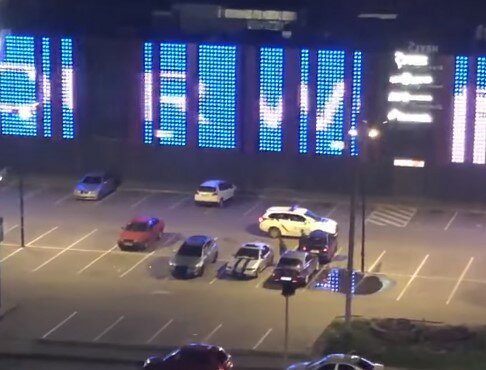 парковка, скріншот з відео
