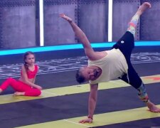 Сергій Бабкін влаштував баттл з 10-річною донькою: такій гнучкості можна позаздрити