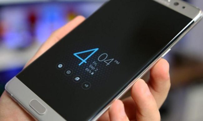 Samsung в очередной раз кое-что "случайно" слил