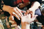 "Позолотили ручку" на тисячі: мелітопольська "Ванга" залишила наївну жінку без копійки
