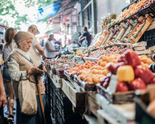 Ціни на продукти в Україні переплюнули європейські: чому так дорожчає їжа