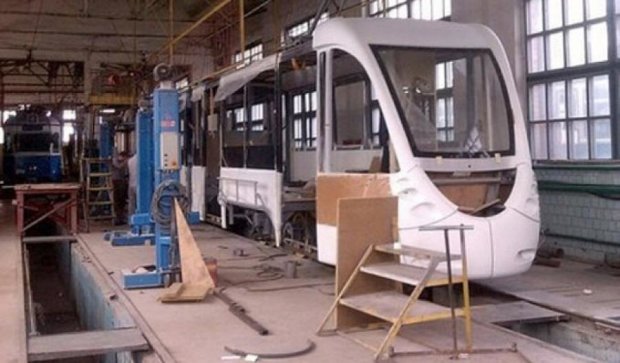 Старі чеські трамваї реставрують на Вінниичині (фото)