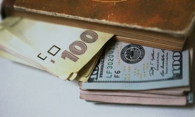 Во сколько обошлось Нацбанку удержание гривны