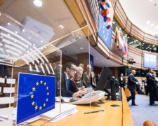 Головне за ніч: доля безвізу та особа "пітерського смертника"