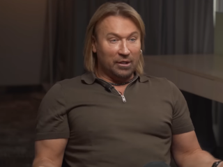 Олег Винник, кадр из интервью