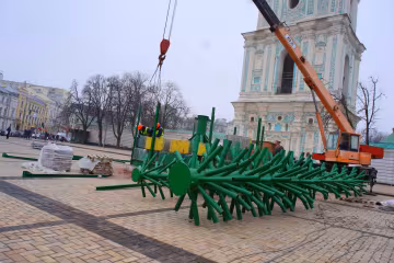 З бюджету Києва "витечуть" мільйони на новорічні свята: на іграшки та зарплату – сотні тисяч