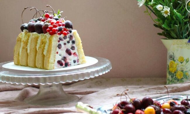 Десерт, фото из свободных источников