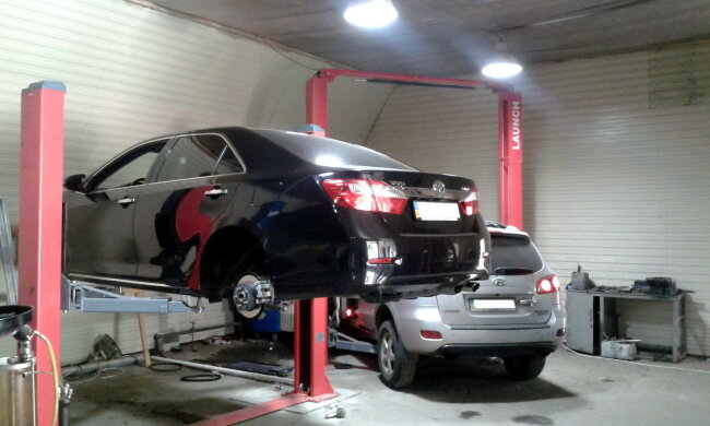 Львовским водителям готовят новый удар, доставайте кошельки: что будет с машинами