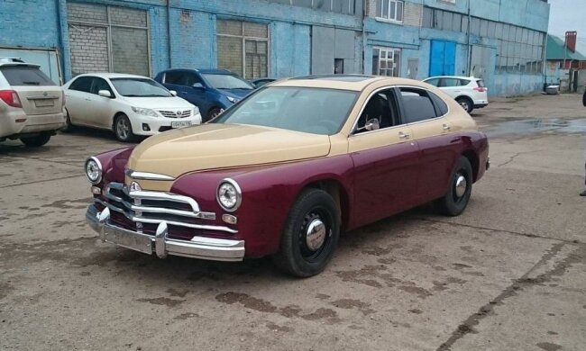 Новеньку Honda перетворили на "Побєду"