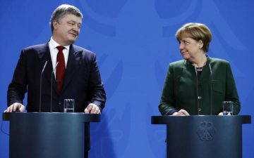 Порошенко подякував Меркель за підтримку реформ