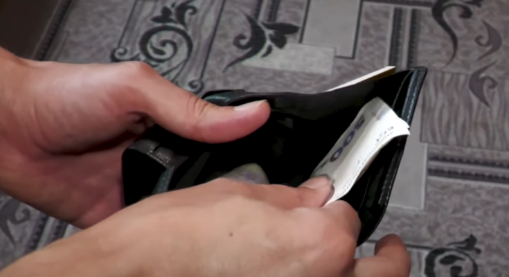 Кошелек. Фото: скрин youtube