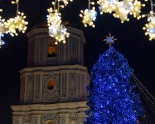 Вражаюче: у мережі показали найгарніші різдвяні ялинки України