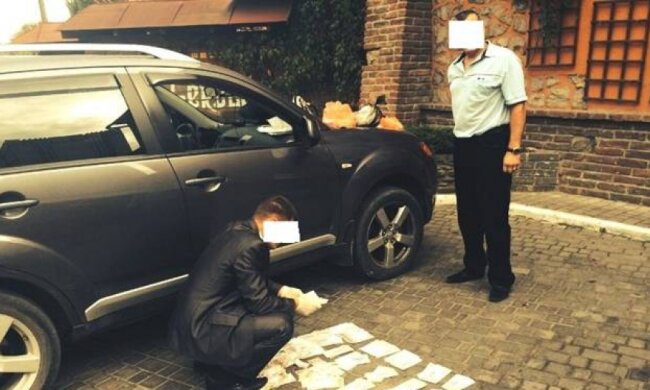 Чиновник сельсовета на Львовщине требовал 580 тыс. грн. за земельные участки (фото)