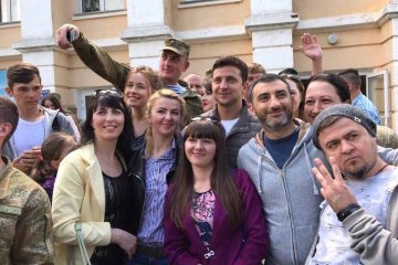 Владимир Зеленский в АТО