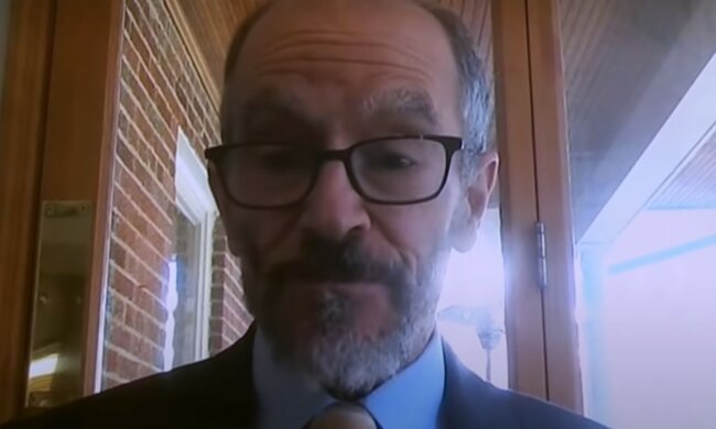 Дэниел Фрид