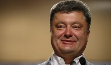 Порошенко выводил средства за границу незаконно