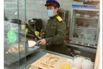 Лише соусу "Новичок" бракує: у Москві почали продавати "сталінську шаурму"
