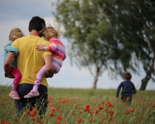 Неплатники аліментів поповнили бюджет на кругленьку суму: вражаючі цифри