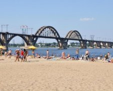 Погода до конца недели: холода еще заглянут в Украину