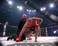 Федір Ємельяненко програв бій Райану Бейдеру на турнірі Bellator 214