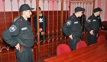 Поліція і Нацгвардія тимчасово охоронятимуть суди