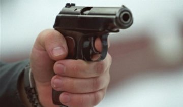 У Мукачевому відкрили стрілянину біля школи